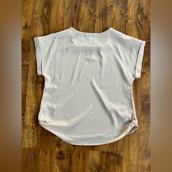 Calvin Klein. Shirt - Picture 2 of 3